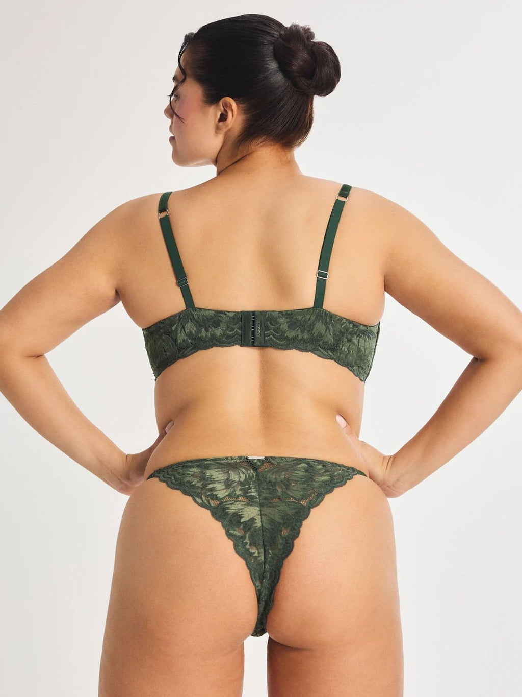 Ensemble Savage x Fenty Dentelle Vert Kaki Camouflage