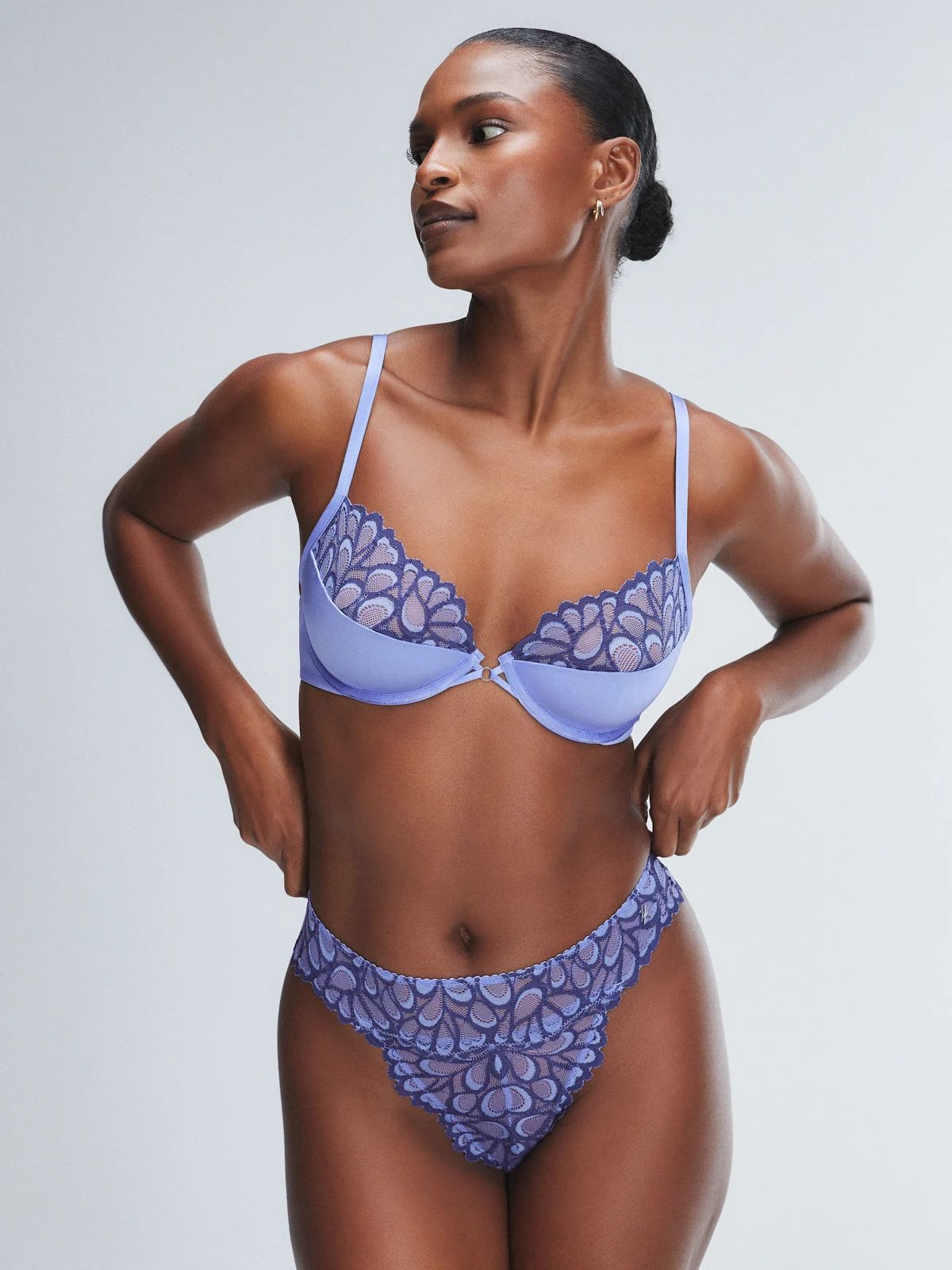 Ensemble Savage x Fenty Dentelle Lilas Broderie Florale